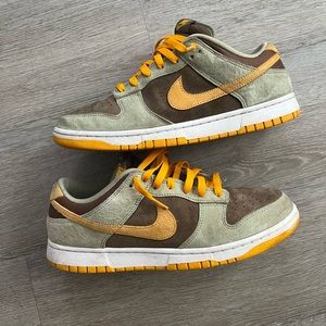 Nike Dunks Low - Dusty Olive - Mens Size 11